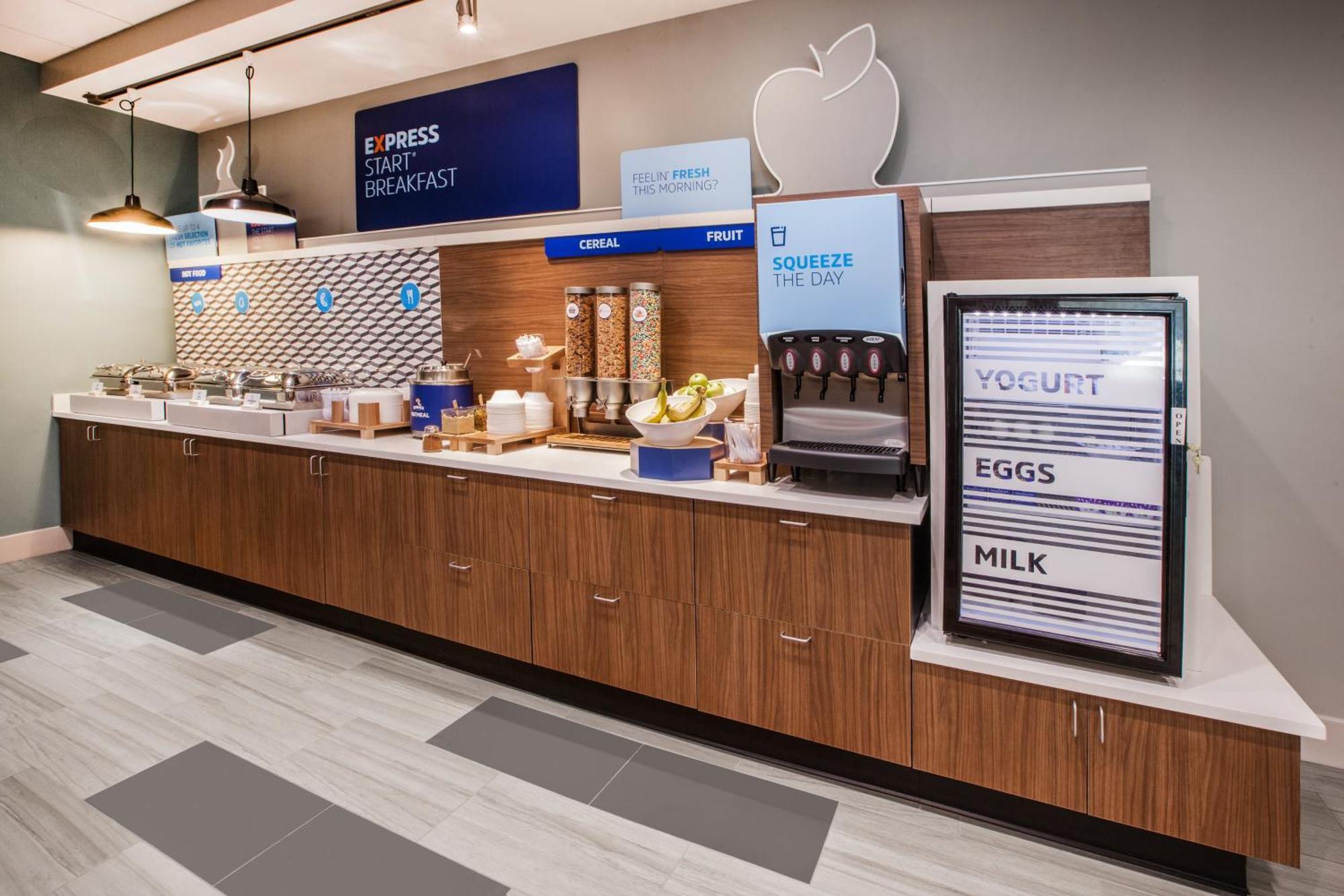 Holiday Inn Express & Suites Buford - Mall Of Georgia By Ihg Bagian luar foto